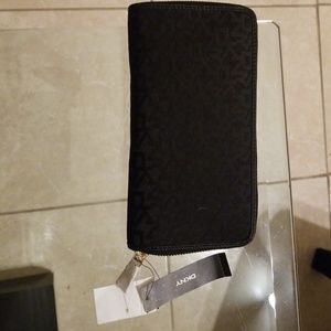 DKNY Wallet